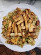 Best Spicy Penut Crispy Chicken Salad (Chef's Special) in Shrewsbury, MA
